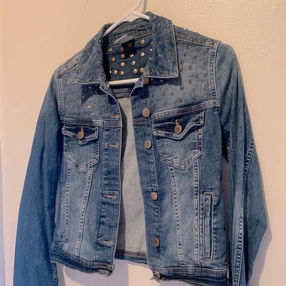 Zara Jackets & Blazers - Zara Denim studded jacket
